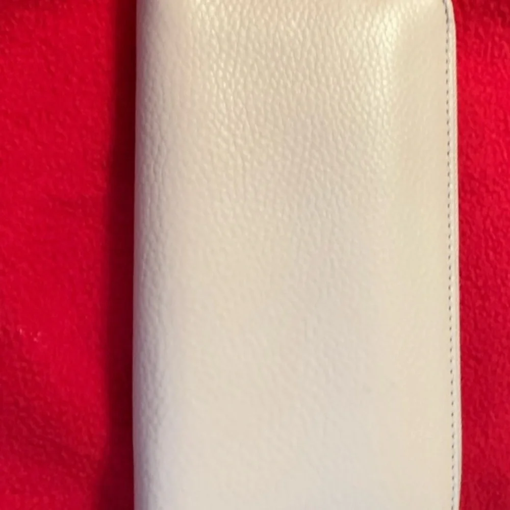 Tory Burch light pink/ cream Leather long zipper wallet with Gold Logo - Picture 4 of 8